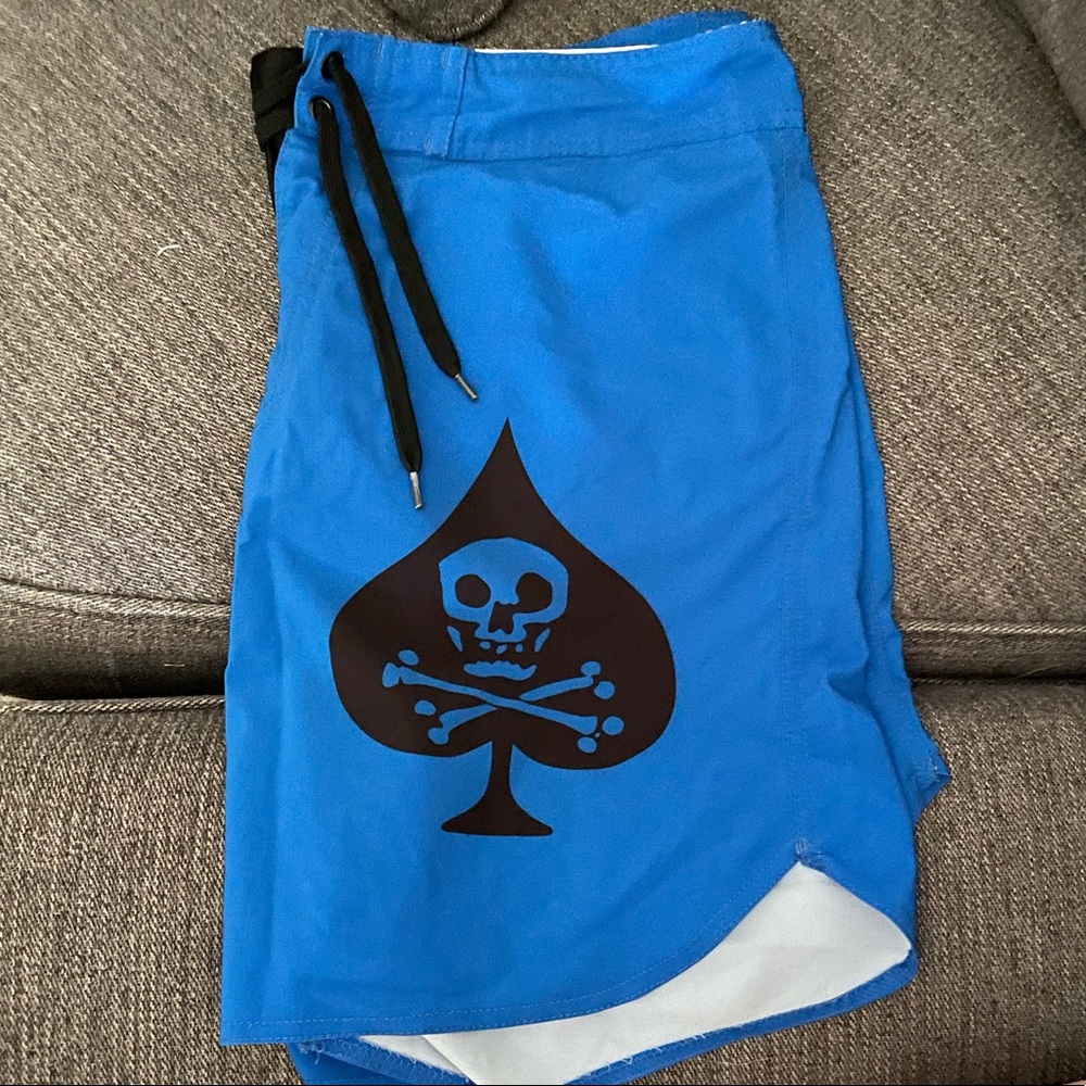 SOFLETE board shorts size 32